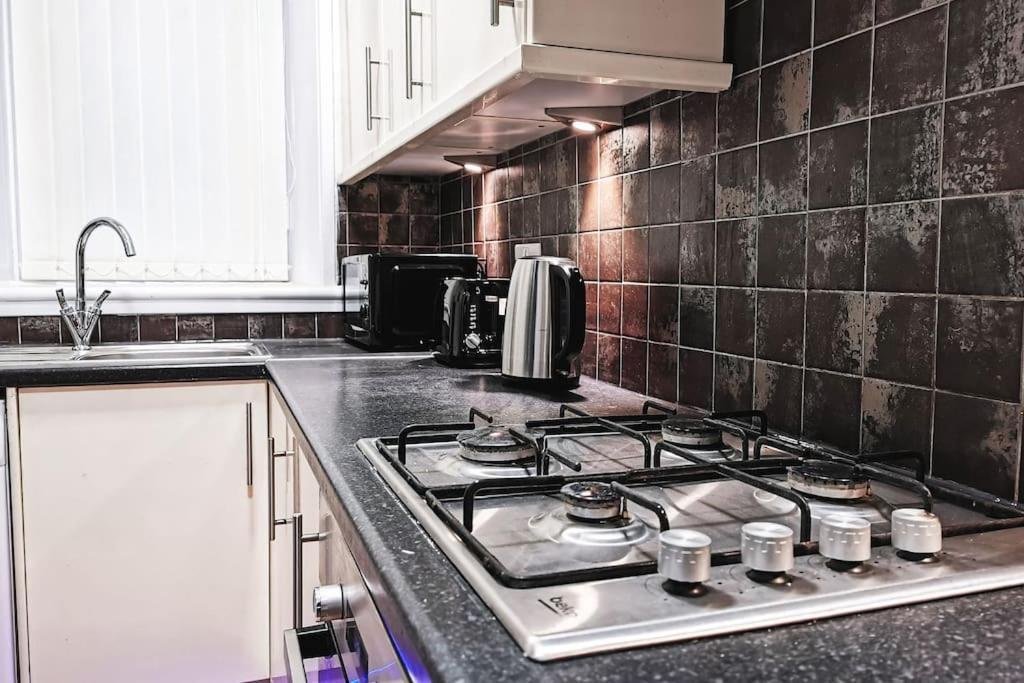 Glasgow Southside: Cosy 2 Bedroom Apartment Εξωτερικό φωτογραφία