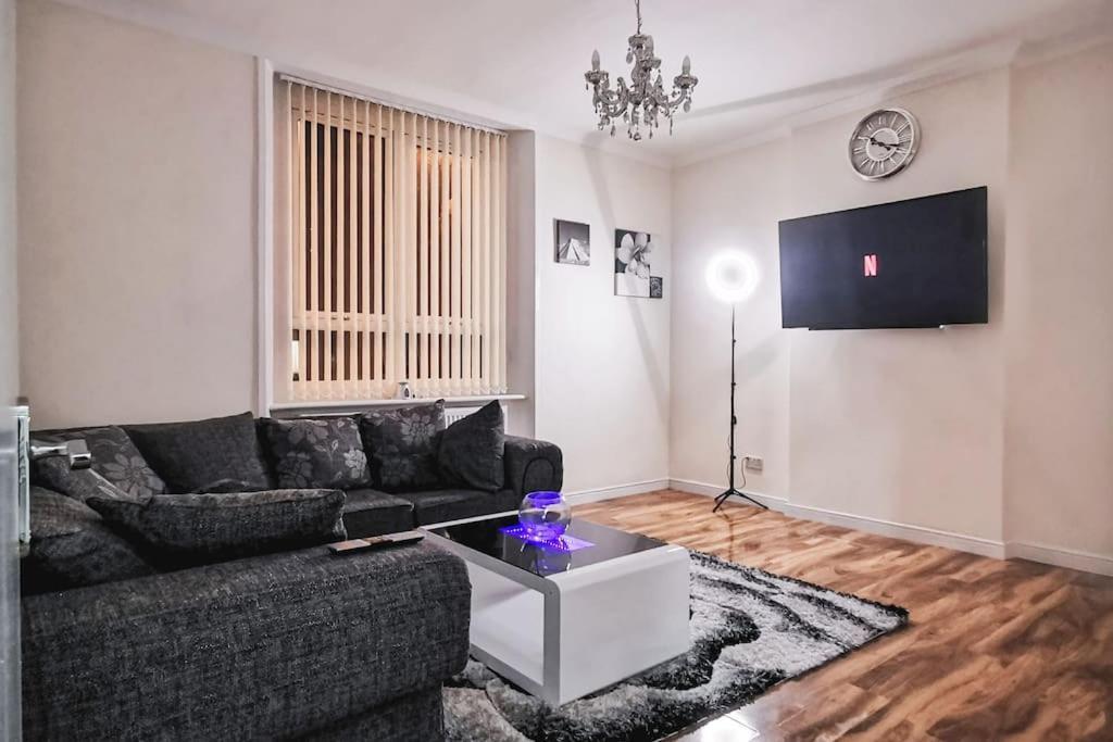 Glasgow Southside: Cosy 2 Bedroom Apartment Εξωτερικό φωτογραφία